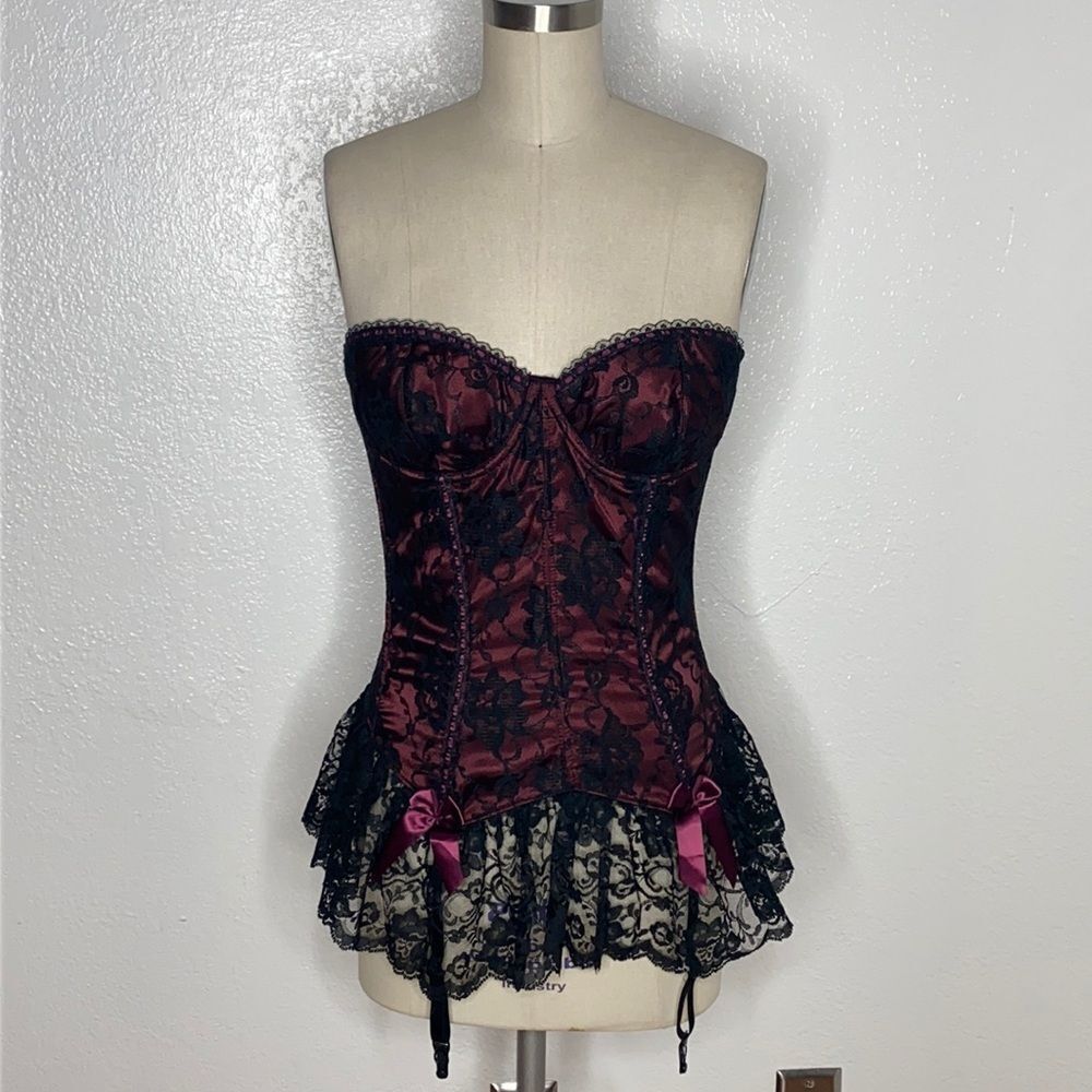 Vintage Fredericks of Hollywood goth Lolita corset